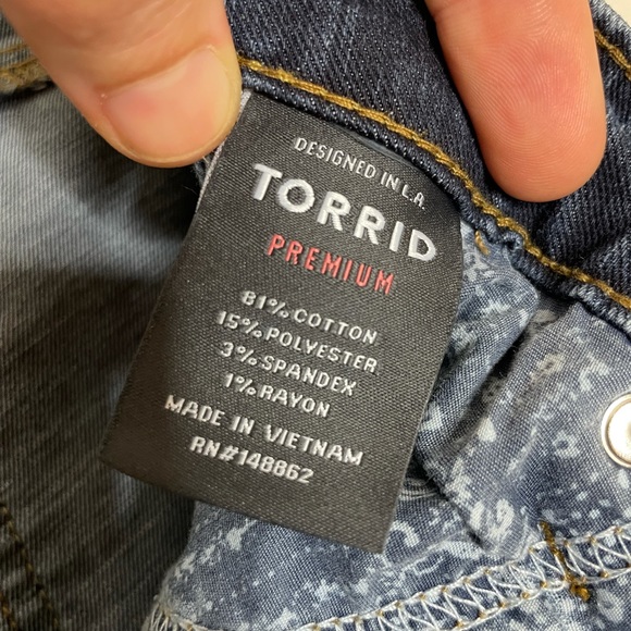 Torrid Women's Size 22XT Dark Blue Denim Straight Jeans - Picture 7 of 8